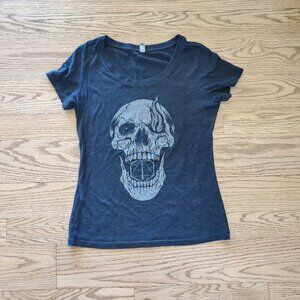 Next Level Apparel Skull Short Sleeve T-Shirt L VGUC